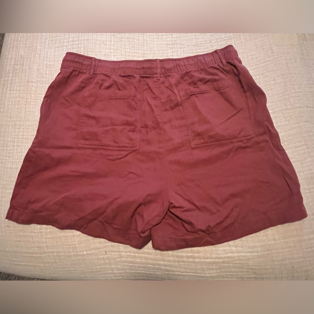 HR Short - Picture 2 of 2